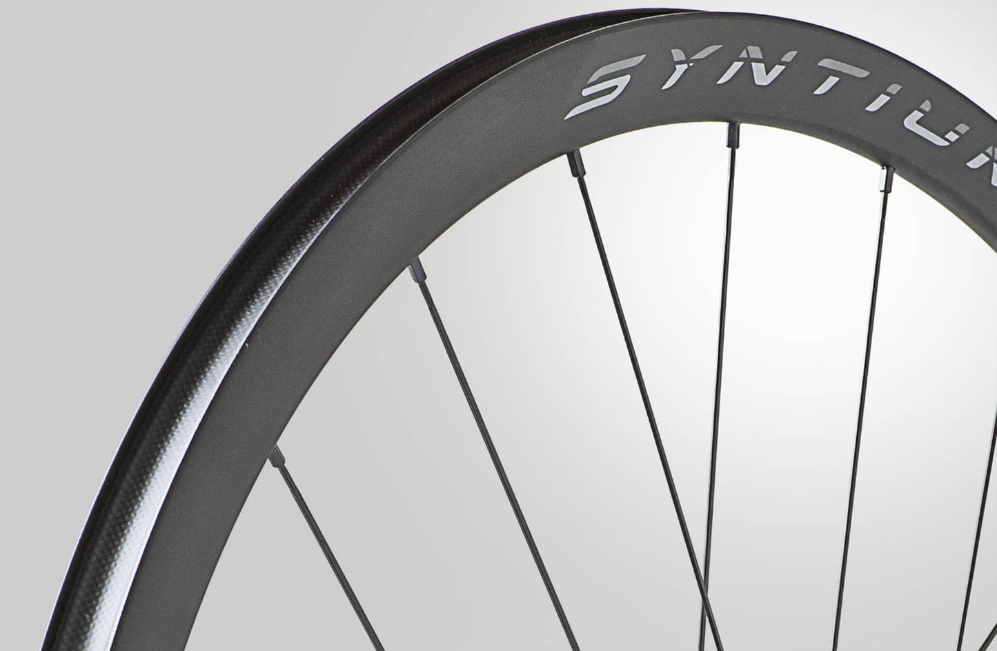 Miche Syntium Aero Shimano wheelset with clincher tires